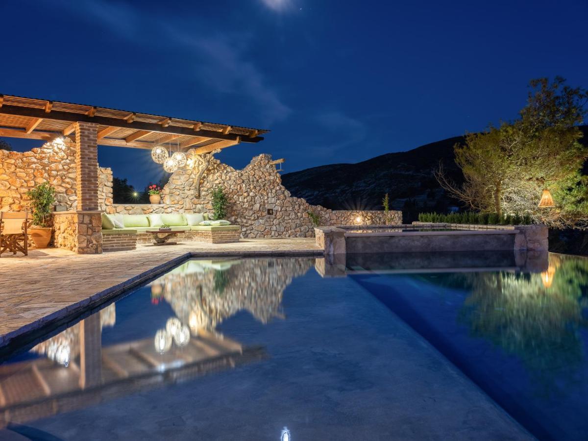 Villa Meralia Anafonitria Exterior photo