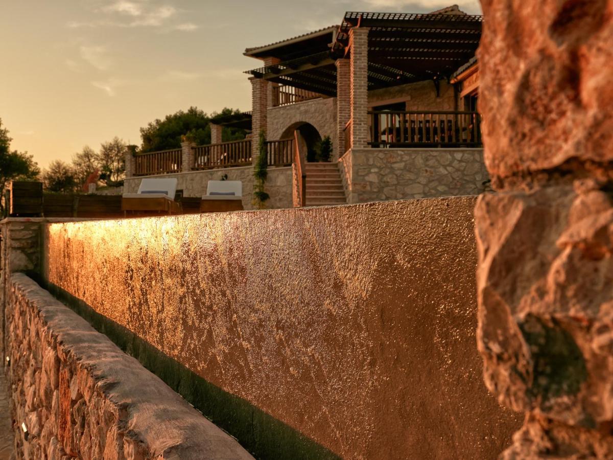 Villa Meralia Anafonitria Exterior photo