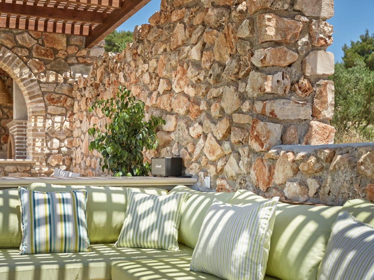 Villa Meralia Anafonitria Exterior photo